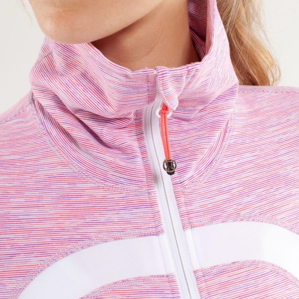 Lululemon In Stride Jacket
Wee Are From Space White April Multi - Picture 14 of 16